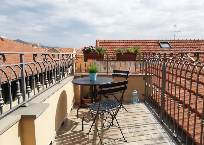 Ca' Azzurra アルベンガ